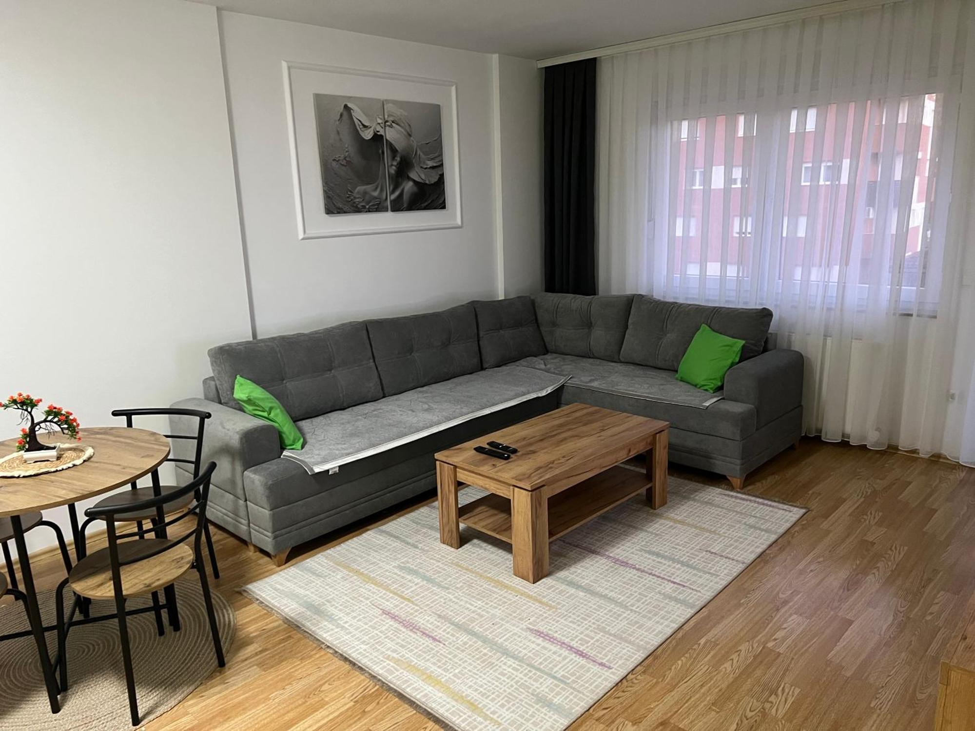 Prishtina Apartments Priştine Dış mekan fotoğraf